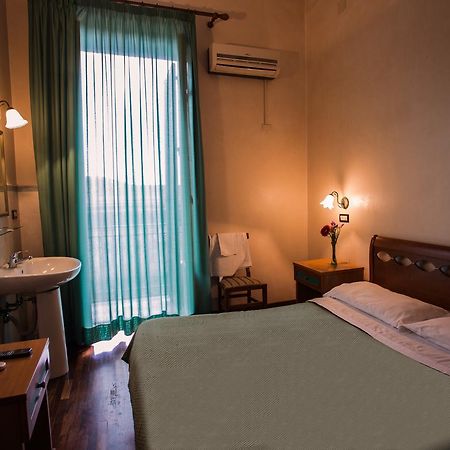 Hotel Italia Палермо Экстерьер фото
