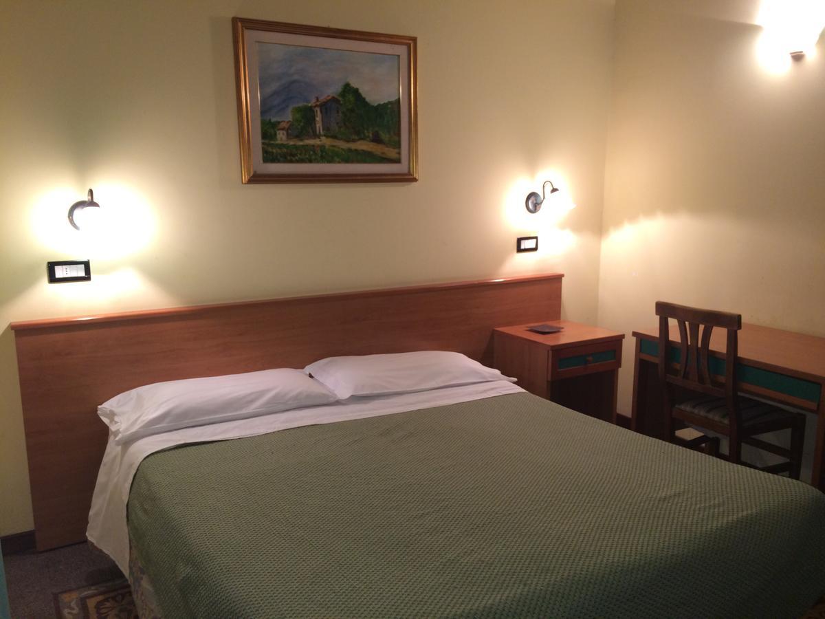 Hotel Italia Палермо Экстерьер фото