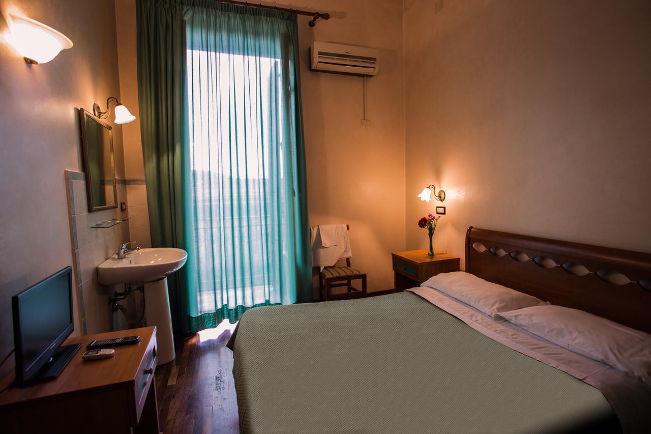 Hotel Italia Палермо Экстерьер фото