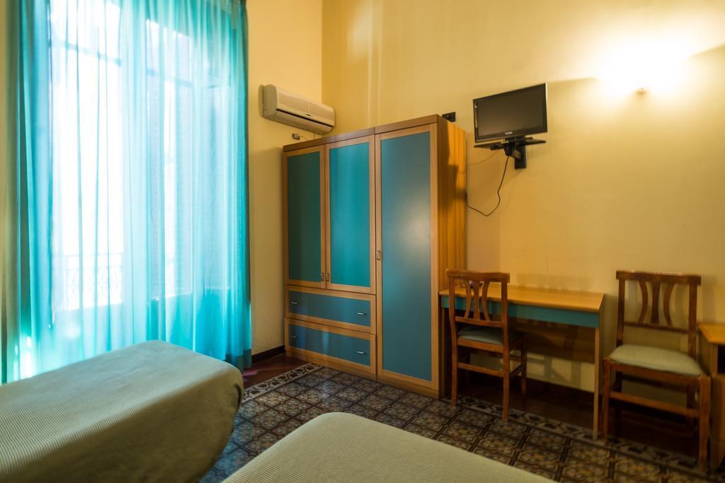 Hotel Italia Палермо Экстерьер фото