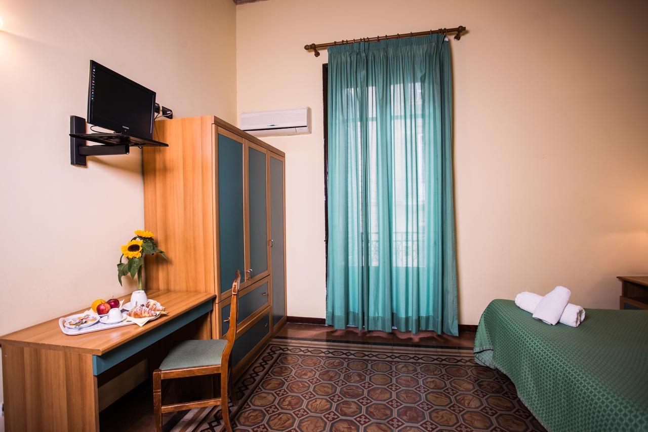 Hotel Italia Палермо Экстерьер фото