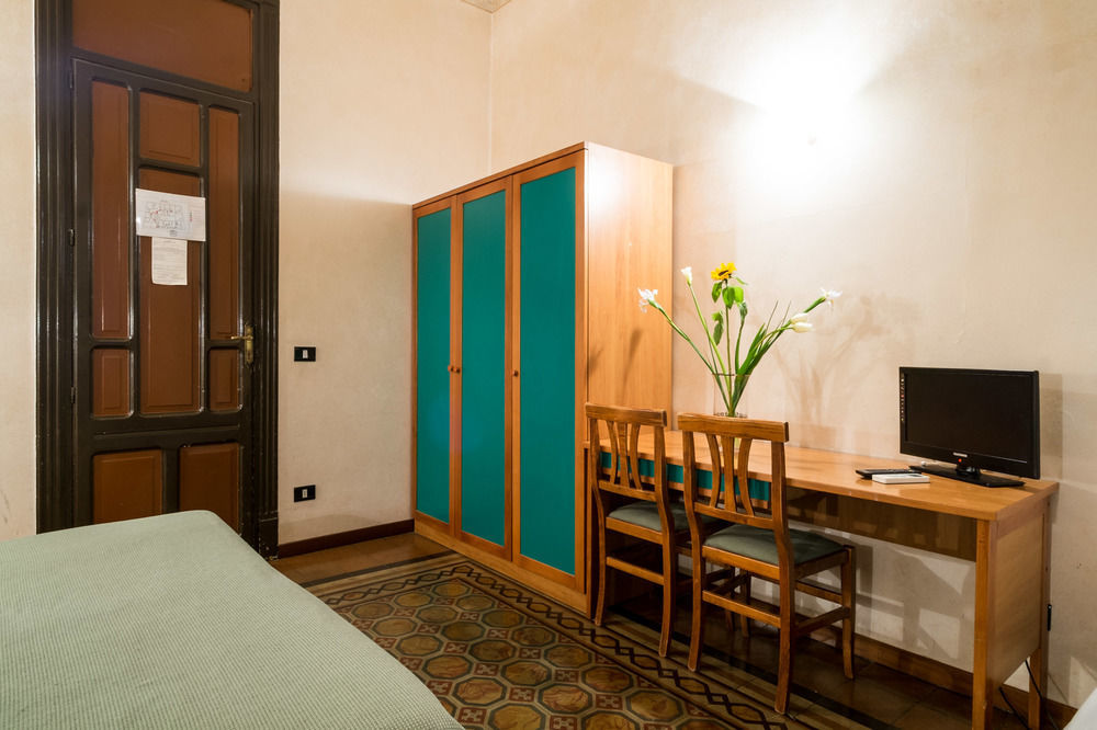 Hotel Italia Палермо Экстерьер фото