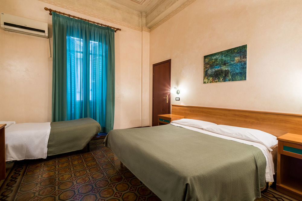 Hotel Italia Палермо Экстерьер фото